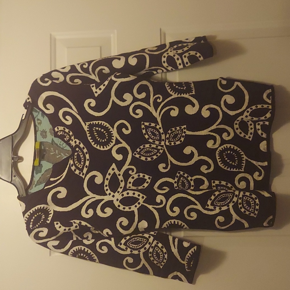 Women's Acorn top